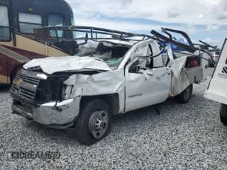 2016 Chevrolet Silverado 2500HD Work Truck z VIN 1GC0CUEG1GZ287830, wystawiony jako Copart lot #70831705 z przebiegiem Nie podano mil oraz Nie do naprawy • Non repairable. Historia ofert i sprzedaży dostępna na DreamBid. Obrazek 1.