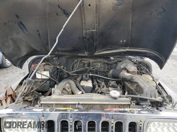 1992 Jeep Wrangler с VIN 2J4FY29S2NJ525697, выставлен на аукционе Copart как лот 43551545 с пробегом 281 770 миль миль и Списание • Salvage title. История ставок и продаж доступна на DreamBid. Изображение 14.