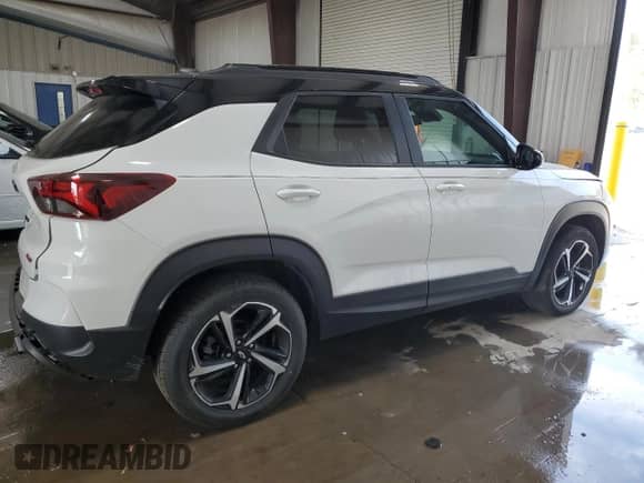 2023 Chevrolet TrailBlazer RS с VIN KL79MUSL7PB217115, выставлен на аукционе Copart как лот 80274155 с пробегом 34 112 миль миль и Списание • Salvage title. История ставок и продаж доступна на DreamBid. Изображение 3.