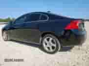 2013 Volvo S60 T5 с VIN YV1612FH2D2171935, выставлен на аукционе Copart как лот 81649995 с пробегом 116 192 миль миль и Списание • Salvage title. История ставок и продаж доступна на DreamBid. Изображение 2.
