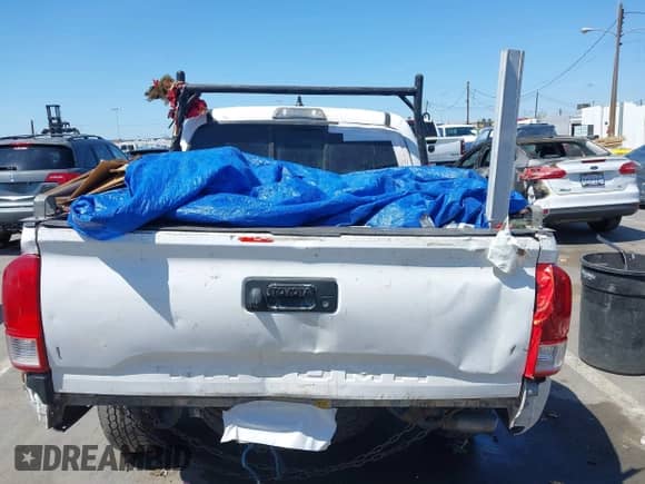 2016 Toyota Tacoma SR5 с VIN 5TFAX5GN8GX053836, выставлен на аукционе IAAI как лот 41973740 с пробегом 191 653 миль миль и . История ставок и продаж доступна на DreamBid. Изображение 15.