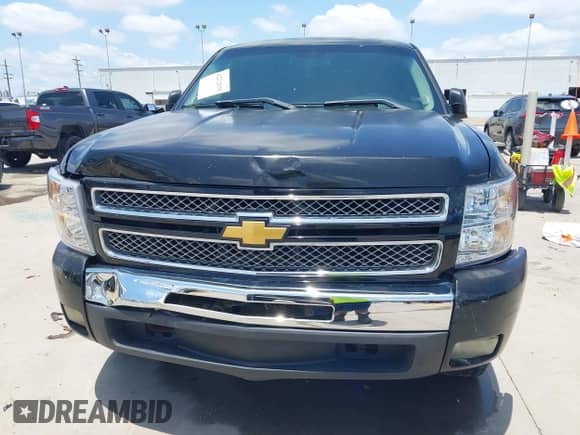 2009 Chevrolet Silverado 1500 LT with VIN 2GCEC23C491138544, listed as a IAAI auction lot 42212030 with 220,578 mi miles and . Bid and sale history available at DreamBid. Image 6.