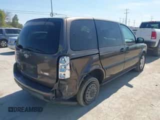 2008 Chevrolet Uplander LS z VIN 1GNDU23W08D177774, wystawiony jako IAAI lot #43310793 z przebiegiem 138 749 mil mil oraz . Historia ofert i sprzedaży dostępna na DreamBid. Obrazek 4.