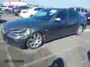 2006 BMW 5 Series 530i с VIN WBANE73556CM38072, выставлен на аукционе IAAI как лот 43353040 с пробегом 201 616 миль миль и . История ставок и продаж доступна на DreamBid. Изображение 2.