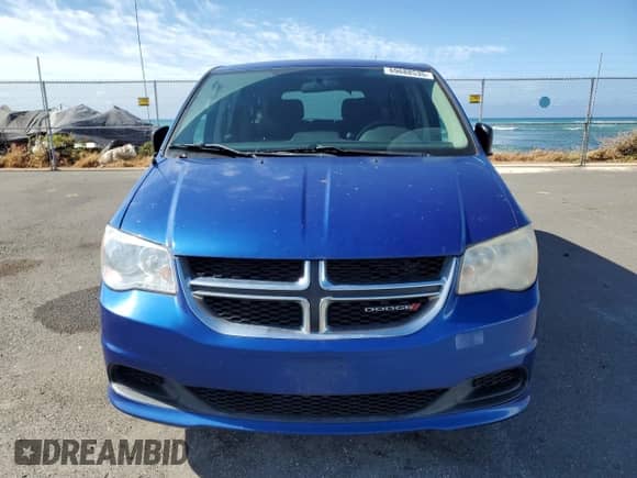2013 Dodge Grand Caravan SE with VIN 2C4RDGBG5DR788574, listed as a Copart auction lot 69688535 with 119,955 mi miles and Clean title. Bid and sale history available at DreamBid. Image 5.