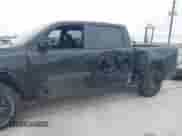 2025 Ram 1500 Big Horn z VIN 1C6RREFP3SN634401, wystawiony jako IAAI lot #41434346 z przebiegiem 4 226 mil mil oraz . Historia ofert i sprzedaży dostępna na DreamBid. Obrazek 6.