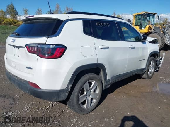 2022 Jeep Compass Latitude с VIN 3C4NJDBB3NT176785, выставлен на аукционе IAAI как лот 43361631 с пробегом 22 928 миль миль и . История ставок и продаж доступна на DreamBid. Изображение 4.
