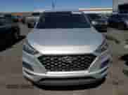 2019 Hyundai Tucson SE с VIN KM8J23A43KU921444, выставлен на аукционе Copart как лот 80870475 с пробегом 78 948 миль миль и Списание • Salvage title. История ставок и продаж доступна на DreamBid. Изображение 5.