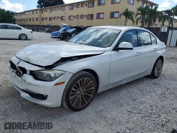 2012 BMW 3 Series 328i с VIN WBA3A5C52CF346242, выставлен на аукционе Copart как лот 89498315 с пробегом 81 127 миль миль и Чистый • Clean title. История ставок и продаж доступна на DreamBid. Изображение 1.