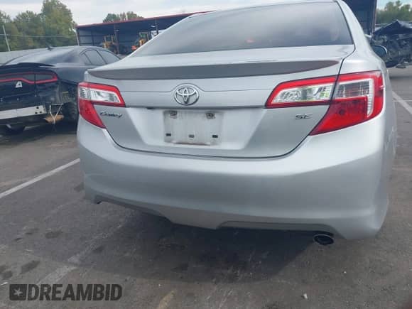 2014 Toyota Camry SE with VIN 4T1BF1FK5EU383127, listed as a IAAI auction lot 43452813 with 191,143 mi miles and . Bid and sale history available at DreamBid. Image 16.