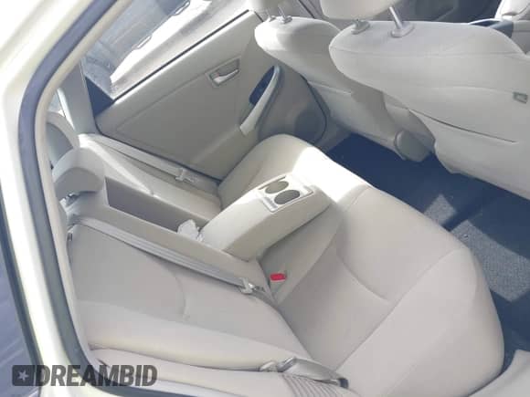 2015 Toyota Prius Four z VIN JTDKN3DU7F0470270, wystawiony jako IAAI lot #42578623 z przebiegiem 143 000 mil mil oraz . Historia ofert i sprzedaży dostępna na DreamBid. Obrazek 8.