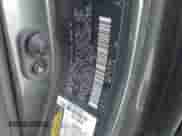 2005 Toyota Sienna XLE z VIN 5TDZA22C05S370201, wystawiony jako IAAI lot #42482161 z przebiegiem 359 646 mil mil oraz . Historia ofert i sprzedaży dostępna na DreamBid. Obrazek 9.