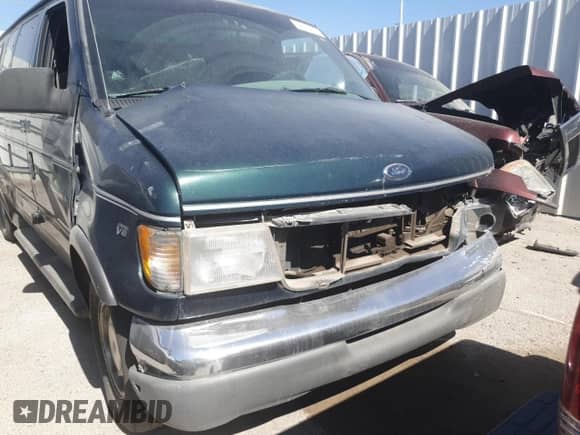 1999 Ford Econoline Cargo z VIN 1FDRE14W5XHC18732, wystawiony jako Copart lot #53006945 z przebiegiem 300 748 mil mil oraz Nie do naprawy • Non repairable. Historia ofert i sprzedaży dostępna na DreamBid. Obrazek 5.