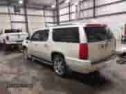 2014 Cadillac Escalade ESV Luxury с VIN 1GYS4HEF3ER111941, выставлен на аукционе IAAI как лот 42165033 с пробегом 158 964 миль миль и . История ставок и продаж доступна на DreamBid. Изображение 3.