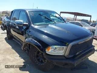 2018 Ram 1500 Laramie с VIN 1C6RR7NM1JS353488, выставлен на аукционе IAAI как лот 43147831 с пробегом 112 524 миль миль и . История ставок и продаж доступна на DreamBid. Изображение 1.