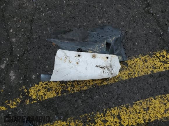 2015 BMW 4 Series 428i xDrive с VIN WBA3V9C53FP798601, выставлен на аукционе Copart как лот 55821995 с пробегом 142 615 миль миль и Списание • Salvage title. История ставок и продаж доступна на DreamBid. Изображение 12.