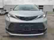 2023 Toyota Sienna LE с VIN 5TDKSKFCXPS079037, выставлен на аукционе Copart как лот 52608555 с пробегом 102 927 миль миль и Списание • Salvage title. История ставок и продаж доступна на DreamBid. Изображение 5.