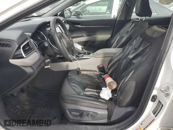 2018 Toyota Camry SE с VIN JTNB11HK9J3022589, выставлен на аукционе Copart как лот 82689275 с пробегом 149 033 миль миль и Списание • Salvage title. История ставок и продаж доступна на DreamBid. Изображение 7.