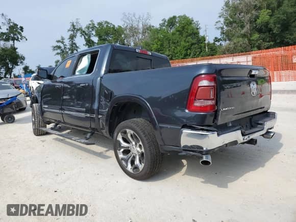 2019 Ram 1500 Limited z VIN 1C6RREHT2KN801311, wystawiony jako Copart lot #56098265 z przebiegiem Nie podano mil oraz Nie do naprawy • Non repairable. Historia ofert i sprzedaży dostępna na DreamBid. Obrazek 2.