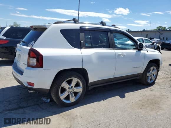 2014 Jeep Compass Limited с VIN 1C4NJDCB7ED508912, выставлен на аукционе Copart как лот 70353425 с пробегом 170 275 миль миль и Списание • Salvage title. История ставок и продаж доступна на DreamBid. Изображение 3.