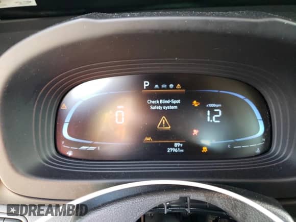 2024 Hyundai Venue Limited с VIN KMHRC8A3XRU323897, выставлен на аукционе Copart как лот 66878325 с пробегом 27 961 миль миль и Списание • Salvage title. История ставок и продаж доступна на DreamBid. Изображение 9.