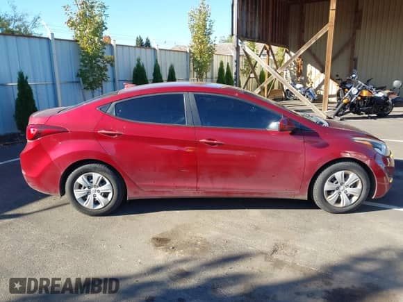 2016 Hyundai Elantra SE с VIN 5NPDH4AE3GH715461, выставлен на аукционе IAAI как лот 43450355 с пробегом 128 384 миль миль и . История ставок и продаж доступна на DreamBid. Изображение 14.