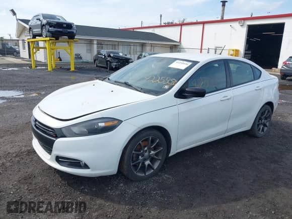 2014 Dodge Dart SXT with VIN 1C3CDFBB3ED775884, listed as a IAAI auction lot 42255030 with 202,421 mi miles and . Bid and sale history available at DreamBid. Image 2.