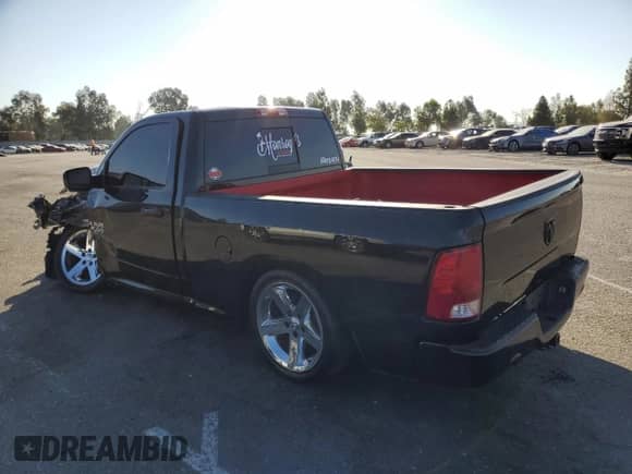 2019 Ram 1500 Express с VIN 3C6JR6AT1KG511518, выставлен на аукционе Copart как лот 69907644 с пробегом Не указан миль и Списание • Salvage title. История ставок и продаж доступна на DreamBid. Изображение 2.