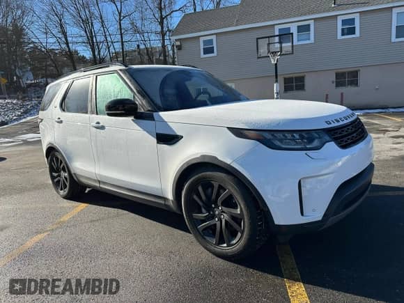 2019 Land Rover Discovery HSE z VIN SALRR2RV0K2400468, wystawiony jako Copart lot #86889604 z przebiegiem 135 186 mil mil oraz Czysty tytuł • Clean title. Historia ofert i sprzedaży dostępna na DreamBid. Obrazek 4.