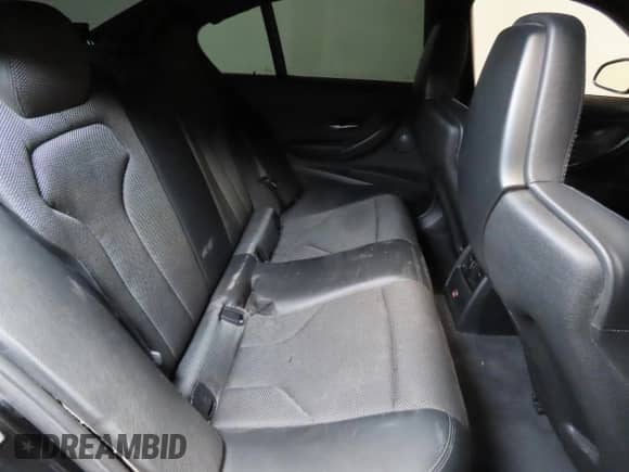 2016 BMW M3 с VIN WBS8M9C57G5D31217, выставлен на аукционе Copart как лот 67829655 с пробегом Не указан миль и Списание • Salvage title. История ставок и продаж доступна на DreamBid. Изображение 6.