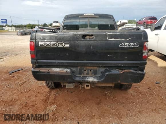 1999 Dodge 2500 z VIN 3B7KF23W8XG167439, wystawiony jako Copart lot #82739275 z przebiegiem 126 000 mil mil oraz Czysty tytuł • Clean title. Historia ofert i sprzedaży dostępna na DreamBid. Obrazek 6.
