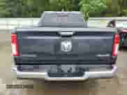 2020 Ram 1500 Big Horn z VIN 1C6RRFBG2LN315181, wystawiony jako Copart lot #70303954 z przebiegiem 65 635 mil mil oraz Szkoda całkowita • Salvage title. Historia ofert i sprzedaży dostępna na DreamBid. Obrazek 6.