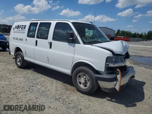 2018 Chevrolet Express Cargo с VIN 1GCWGAFP6J1338529, выставлен на аукционе Copart как лот 57938025 с пробегом 73 343 миль миль и Списание • Salvage title. История ставок и продаж доступна на DreamBid. Изображение 4.