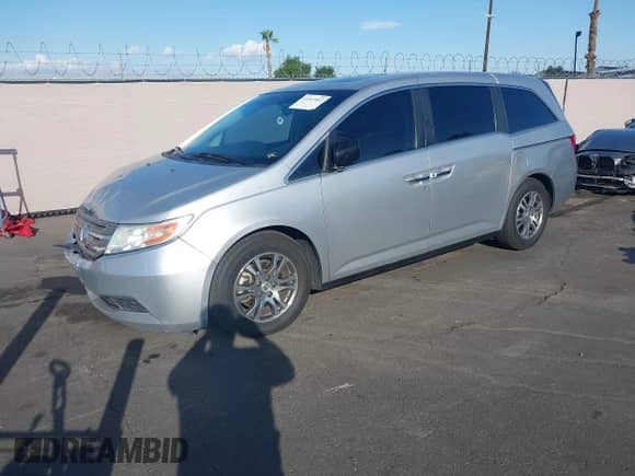 2013 Honda Odyssey EX-L с VIN 5FNRL5H60DB057259, выставлен на аукционе IAAI как лот 43347407 с пробегом 114 356 миль миль и . История ставок и продаж доступна на DreamBid. Изображение 18.