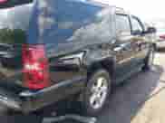 2009 Chevrolet Suburban LTZ z VIN 1GNFK36369R300973, wystawiony jako IAAI lot #42766933 z przebiegiem 184 365 mil mil oraz . Historia ofert i sprzedaży dostępna na DreamBid. Obrazek 4.