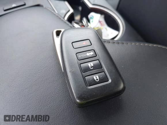 2019 Lexus RC 350 с VIN JTHHZ5BCXK5020189, выставлен на аукционе IAAI как лот 42368220 с пробегом 59 245 миль миль и . История ставок и продаж доступна на DreamBid. Изображение 11.