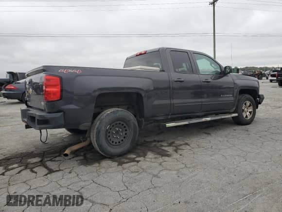 2015 Chevrolet Silverado 1500 LT с VIN 1GCVKREC5FZ430778, выставлен на аукционе Copart как лот 82282625 с пробегом 205 801 миль миль и Списание • Salvage title. История ставок и продаж доступна на DreamBid. Изображение 3.