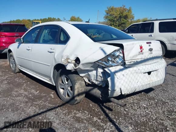 2014 Chevrolet Impala LS with VIN 2G1WA5E35E1181270, listed as a IAAI auction lot 43396640 with 114,000 mi miles and . Bid and sale history available at DreamBid. Image 3.