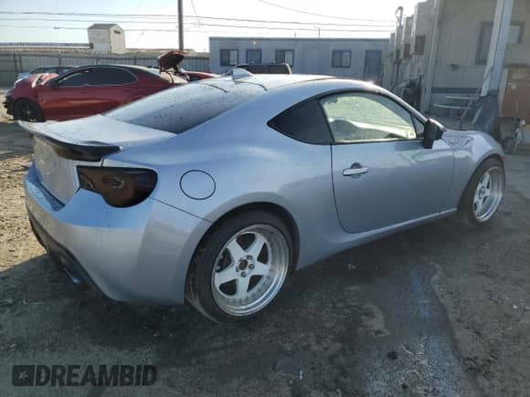 2015 Scion FR-S z VIN JF1ZNAA14F8712324, wystawiony jako Copart lot #80651905 z przebiegiem 130 103 mil mil oraz Szkoda całkowita • Salvage title. Historia ofert i sprzedaży dostępna na DreamBid. Obrazek 3.