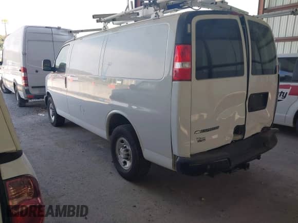 2019 Chevrolet Express Cargo с VIN 1GCWGAFP6K1301711, выставлен на аукционе IAAI как лот 43324916 с пробегом 52 047 миль миль и . История ставок и продаж доступна на DreamBid. Изображение 3.