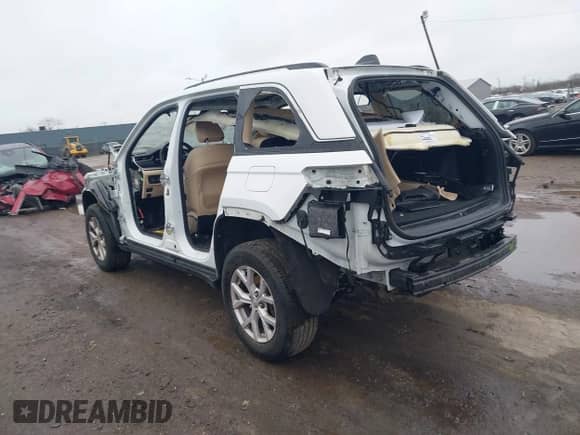 2022 Jeep Grand Cherokee Limited with VIN 1C4RJHBG0N8615394, listed as a IAAI auction lot 42005813 with Not provided miles and . Bid and sale history available at DreamBid. Image 3.