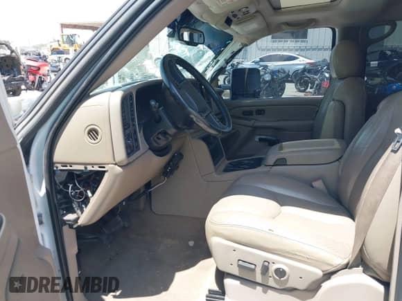 2006 Chevrolet Silverado 2500HD LT3 с VIN 1GCHK23D36F178398, выставлен на аукционе IAAI как лот 42692716 с пробегом 237 790 миль миль и . История ставок и продаж доступна на DreamBid. Изображение 5.