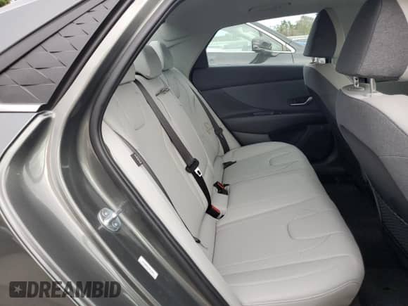 2025 Hyundai Elantra Limited z VIN KMHLP4DG7SU868737, wystawiony jako Copart lot #80277125 z przebiegiem 1 886 mil mil oraz Szkoda całkowita • Salvage title. Historia ofert i sprzedaży dostępna na DreamBid. Obrazek 10.