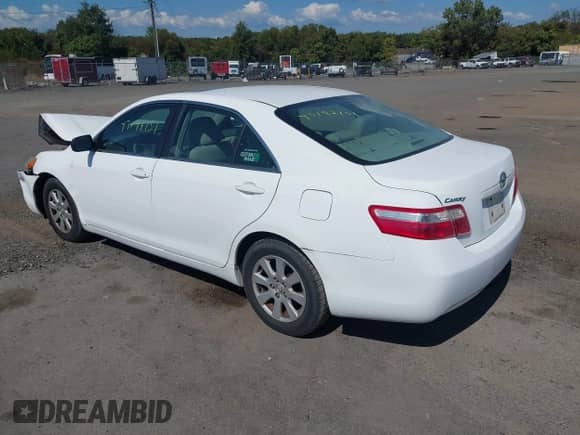 2008 Toyota Camry XLE with VIN 4T1BE46K18U777605, listed as a IAAI auction lot 43197151 with 179,364 mi miles and . Bid and sale history available at DreamBid. Image 3.