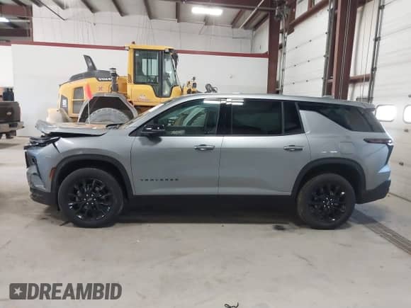 2024 Chevrolet Traverse AWD LS with VIN 1GNEVEKS5RJ178441, listed as a IAAI auction lot 41891160 with 8,425 mi miles and . Bid and sale history available at DreamBid. Image 14.