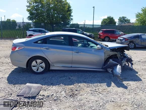 2014 Hyundai Sonata z VIN KMHEC4A46EA115026, wystawiony jako IAAI lot #42947589 z przebiegiem Nie podano mil oraz . Historia ofert i sprzedaży dostępna na DreamBid. Obrazek 12.