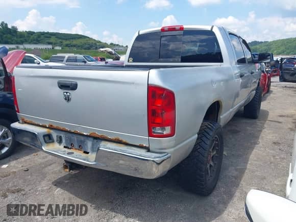 2006 Dodge 1500 SLT with VIN 3D7KS19D36G236327, listed as a IAAI auction lot 42526477 with 126,595 mi miles and . Bid and sale history available at DreamBid. Image 4.