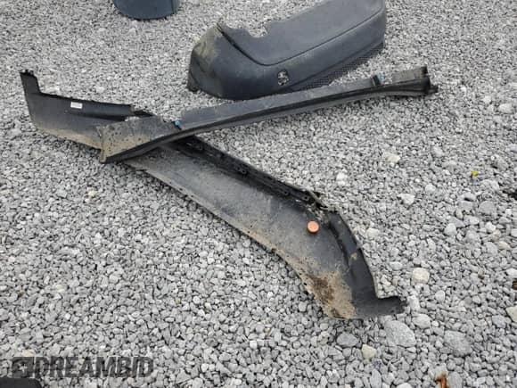 2024 Jeep Compass Latitude Lux с VIN 3C4NJDFN5RT155074, выставлен на аукционе Copart как лот 60969125 с пробегом 13 892 миль миль и Списание • Salvage title. История ставок и продаж доступна на DreamBid. Изображение 13.