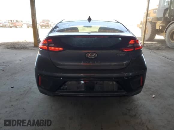 2018 Hyundai Ioniq SEL с VIN KMHC75LC0JU094642, выставлен на аукционе Copart как лот 53814614 с пробегом 121 967 миль миль и Списание • Salvage title. История ставок и продаж доступна на DreamBid. Изображение 6.