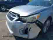 2012 Subaru Impreza Premium z VIN JF1GPAD64CH215617, wystawiony jako IAAI lot #43345861 z przebiegiem 157 056 mil mil oraz . Historia ofert i sprzedaży dostępna na DreamBid. Obrazek 6.